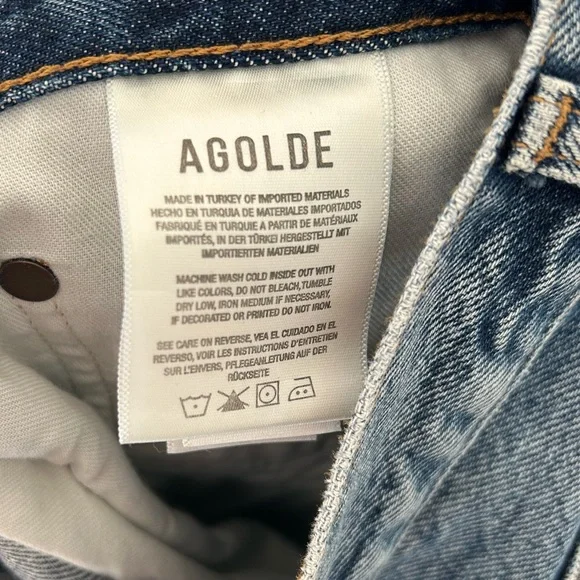 AGOLDE Riley Shorts - Picture 8 of 11